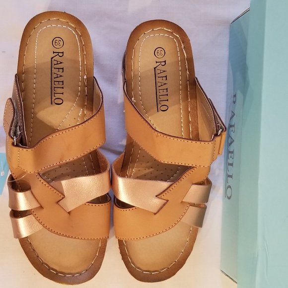 NWT Ladies Tan Raffaello Sandals size 39 - Picture 2 of 3